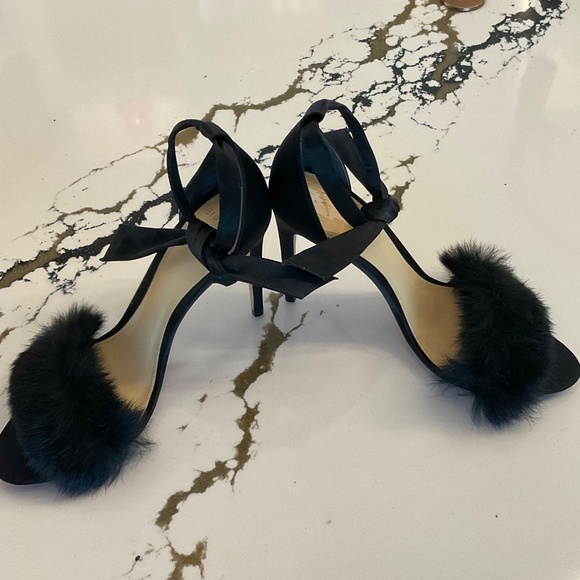 Alexandre Birman sandals, size 10B ,black, clarita fur - Picture 4 of 6